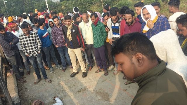 रात में घर से निकले युवक की गोली मारकर हत्या, जांच में  जुटी पुलिस
