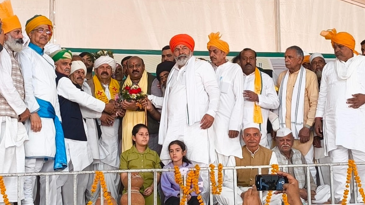 naresh tikait sarv khap panchayat message to echo worldwide