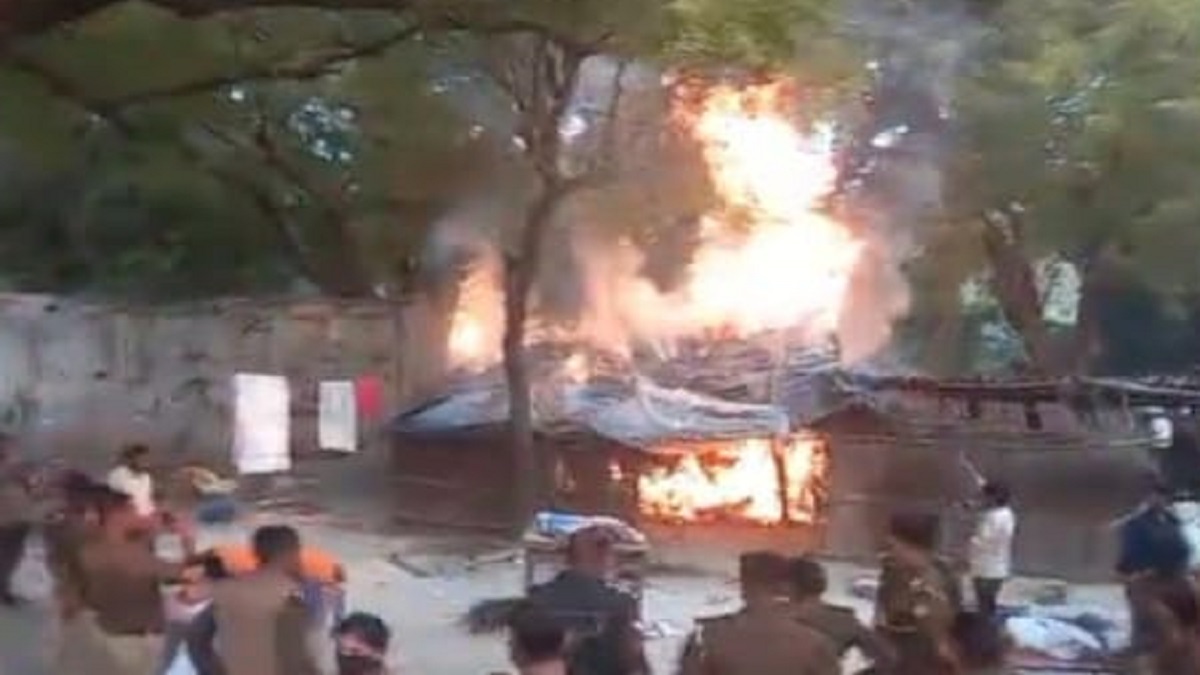 phulpur tehsildar injured in stone pelting during anti encroachment drive in prayagraj