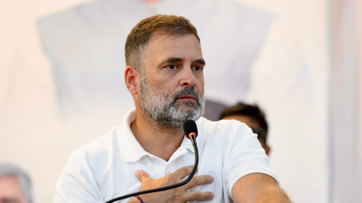 rahul gandhi defamation case witness absent next hearing on november 26