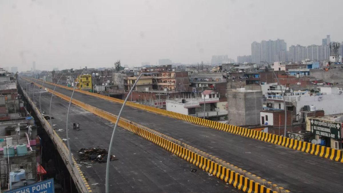 bhangel elevated road opens in noida for trial easing commute