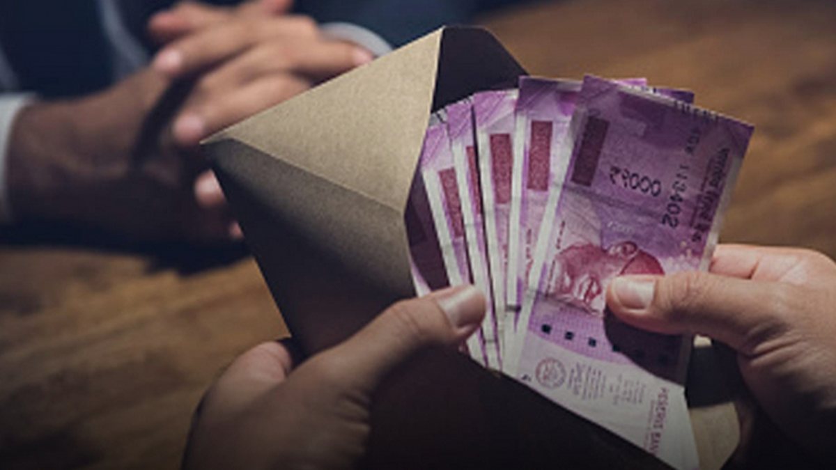 cbi arrests esic jammu officer for bribery