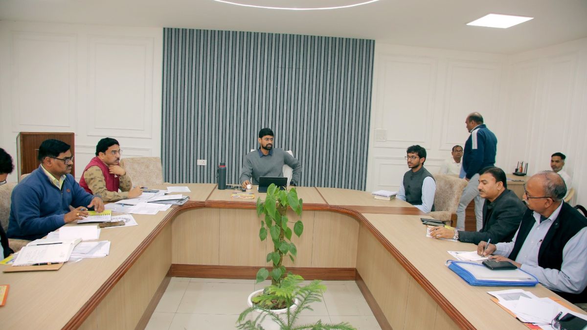 ghaziabad development lag ranked 43rd focus on sir project completion