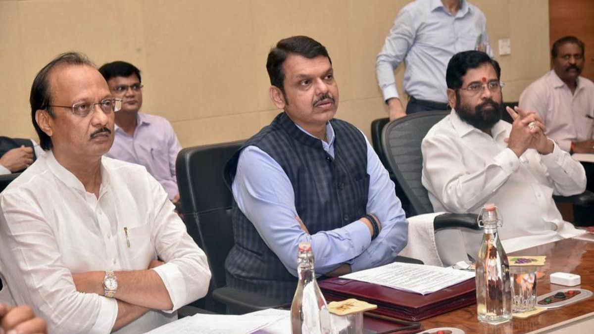 maharashtra coalition government crisis shiv sena ministers boycott meeting