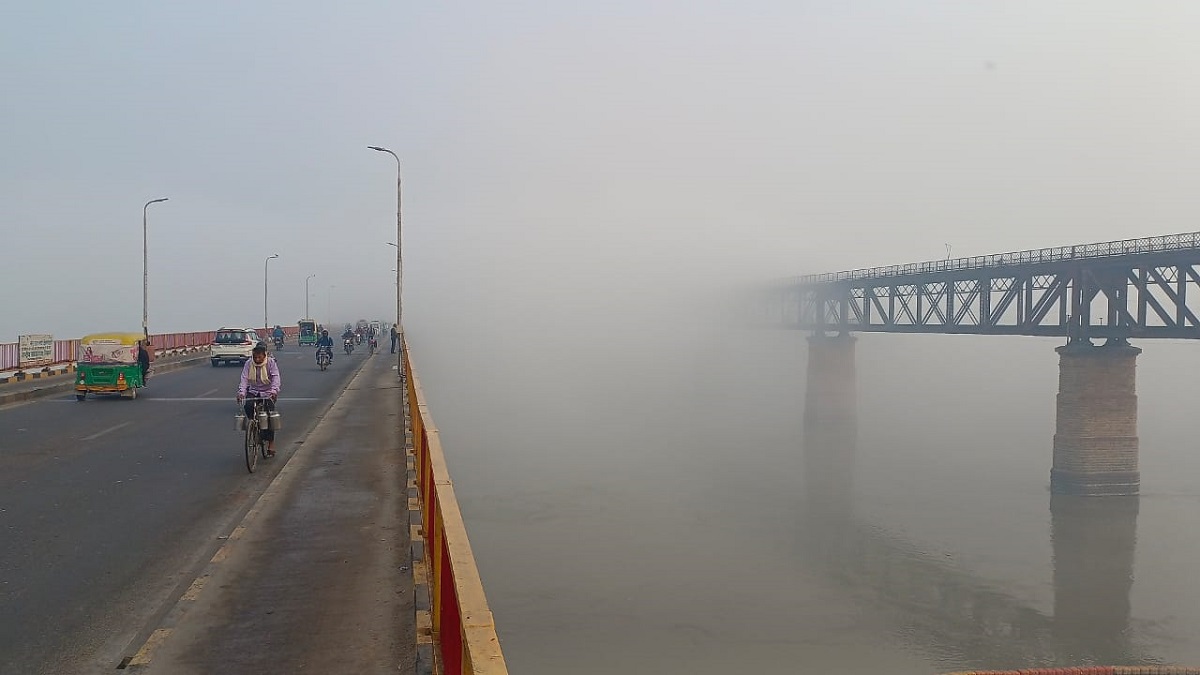 prayagraj weather air quality worsens aqi reaches hazardous levels