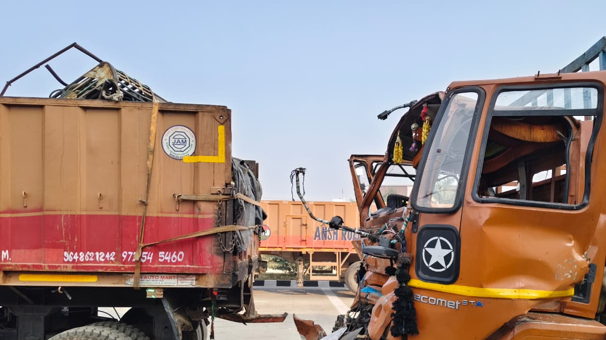 fatal truck accident on nh922 driver dead helper injured