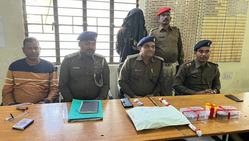 jamshedpur crime friend kills sunil over mother insult