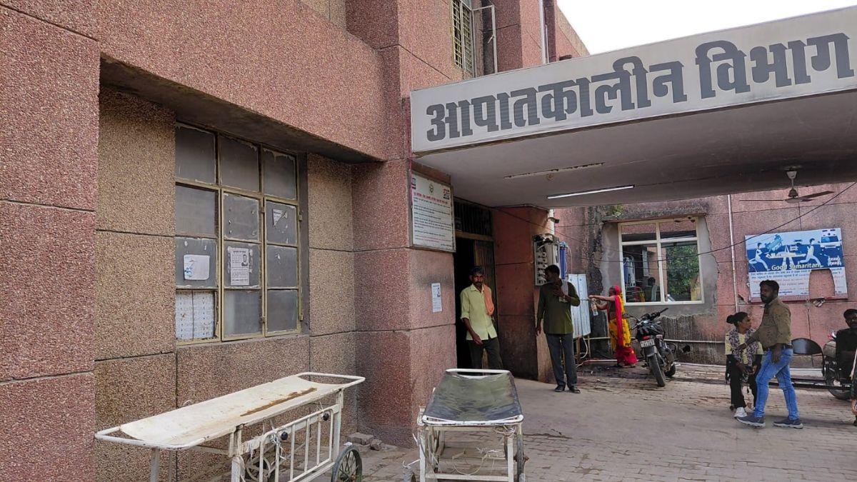 boy dies of chickenpox brother also admitted to private hospital