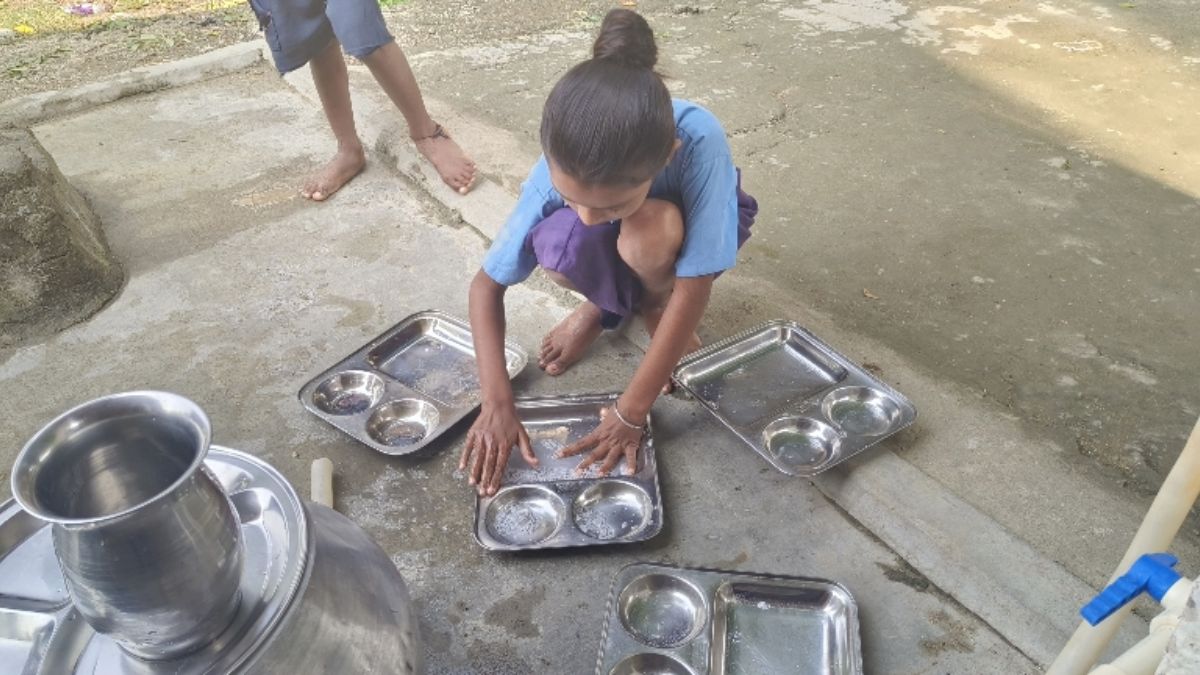 midday meal negligence in gaya schools lack basic facilities