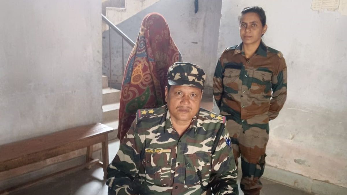 woman strangles husband with rope in panki arrested