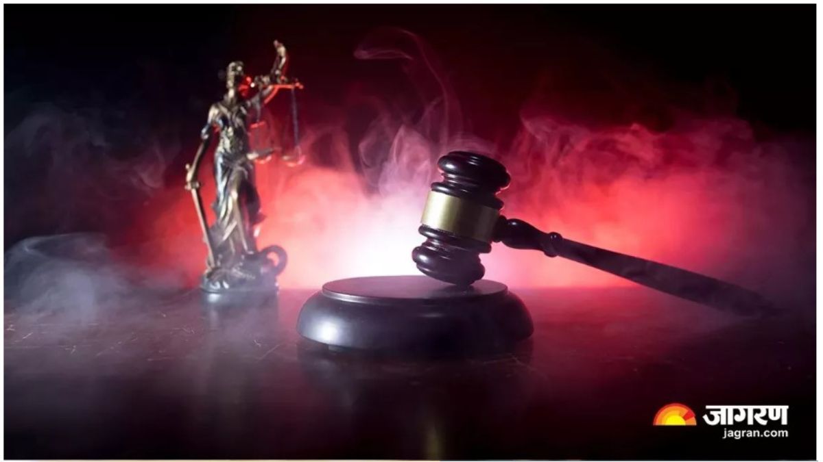 four people including wife and lover get life imprisonment for killing a youth