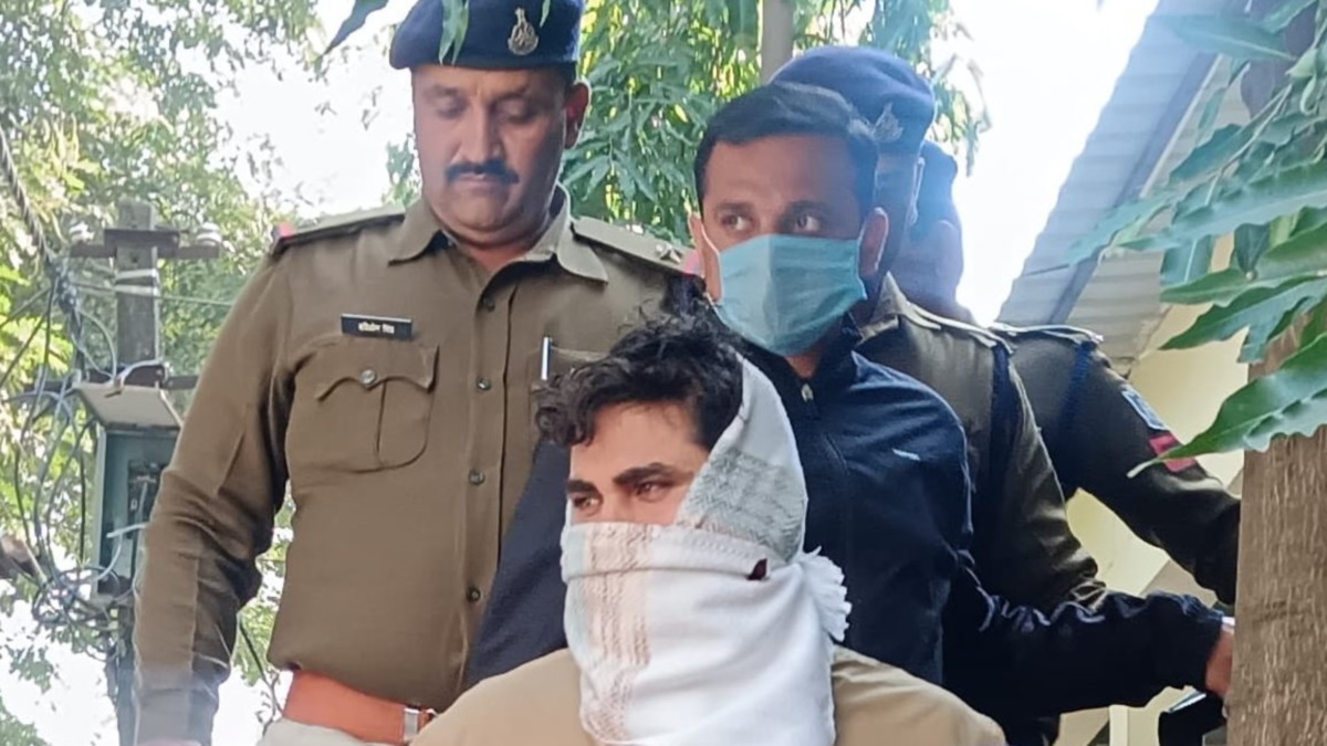 seoni hawala case dsp and four arrested sit gets twoday remand