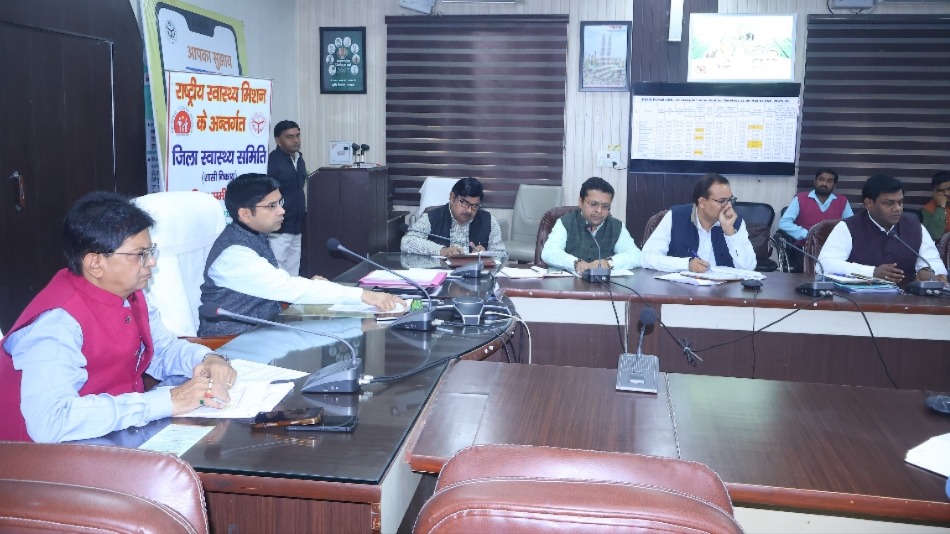 sambhal dm orders crackdown on quack doctors intensifies drug supply investigation