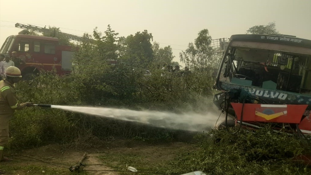 tractor trolley accident in hardoi one dead six injured