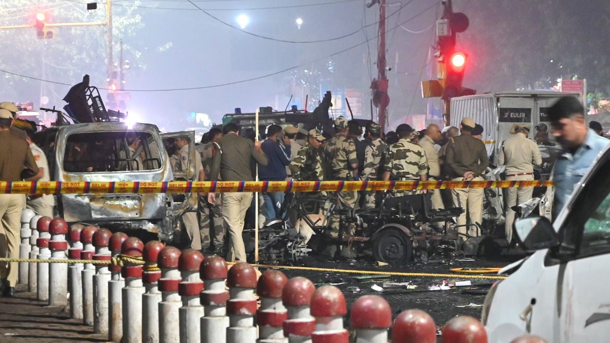 delhi terror attack intel agencies monitor chemical buyers