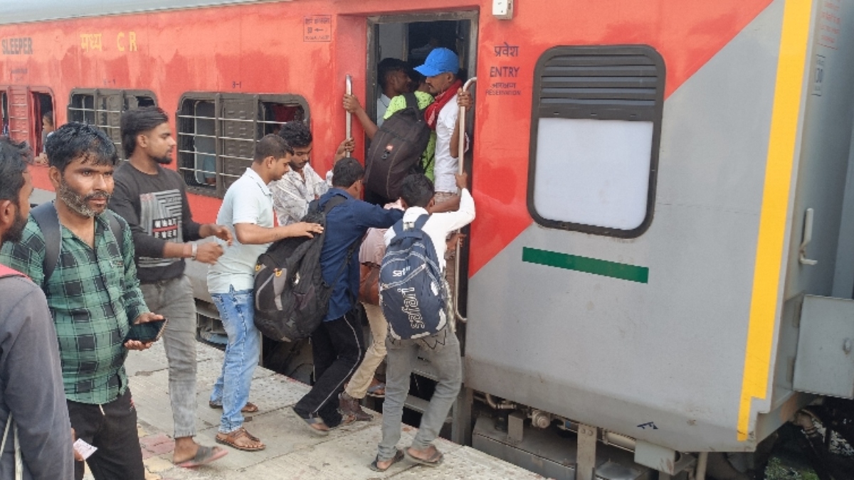 sapt kranti satyagrah express no births till dec 20 prayagraj express cancelled
