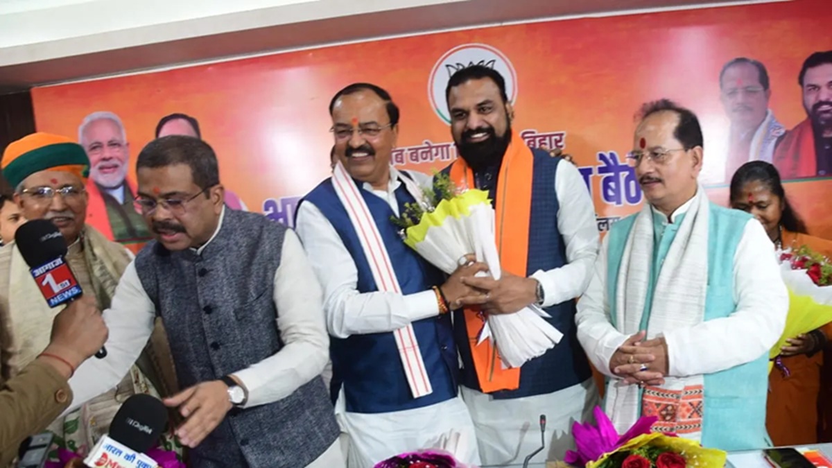 bihar bjp samrat choudhary appointed leader vijay sinha deputy