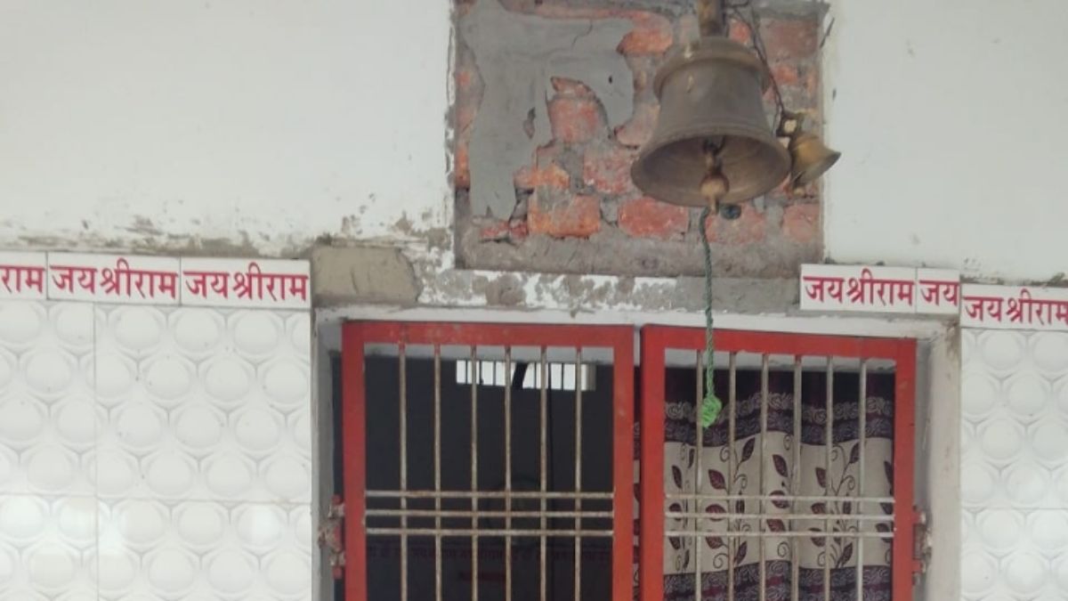 siwan temple vandalized anti social elements damage jai siyaram plaque