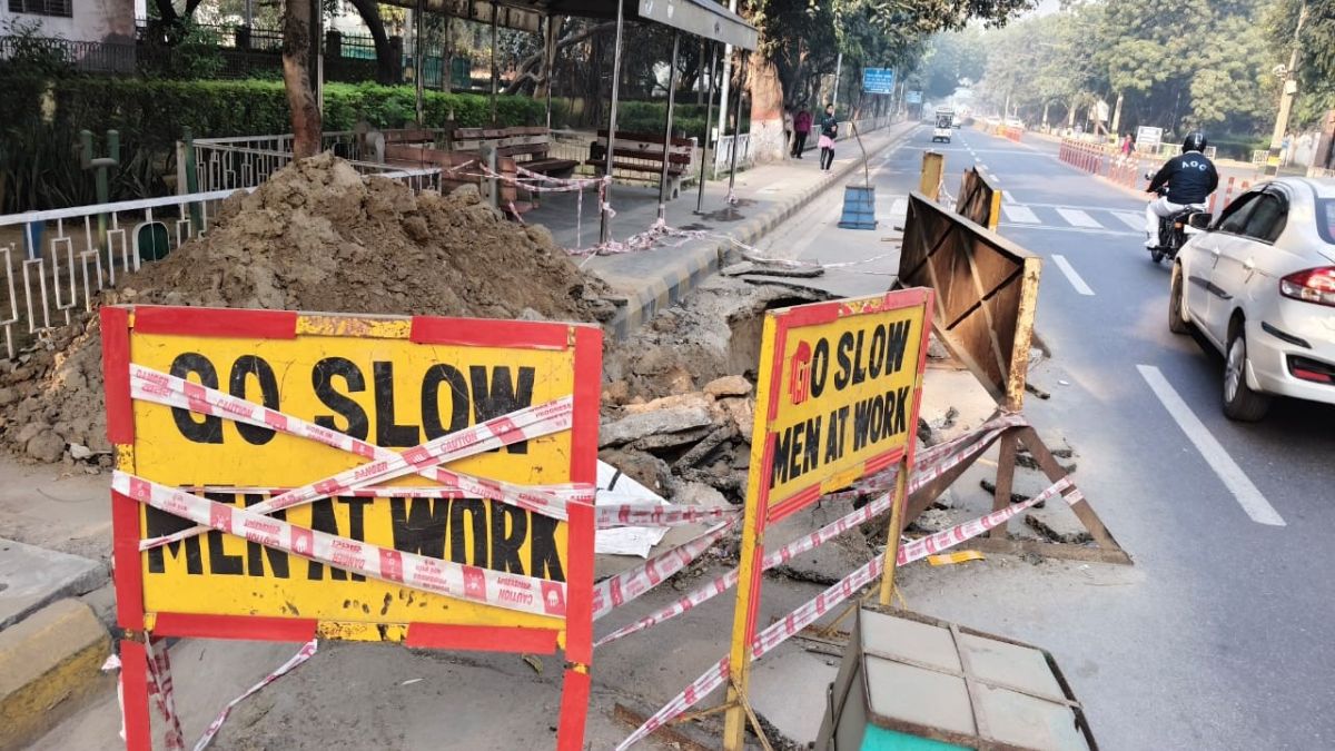 delhi cantonment kotwali road cavein causes safety concerns