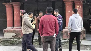 पुलिस थाना चंबा में पहुंचे चुराह के विधायक हंसराज का पिछली पेशी का फोटो।