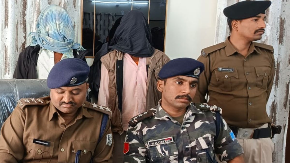 bihar news 4 quintals of marijuana smuggled from nepal in the basement of a truck was seized