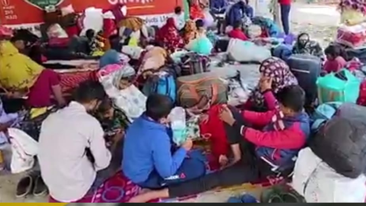 bangladeshi infiltration surge hundreds gather at bengal border amid voter list revision