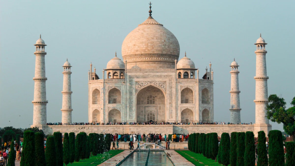 taj mahal protection cec focuses on greenery to reduce pollution