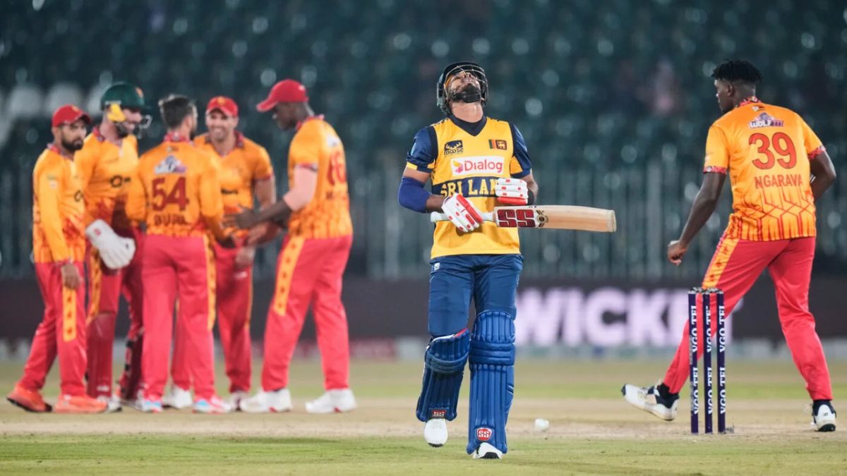 zimbabwe beat sri lanka t20 tri series sikandar raza dasun shanaka