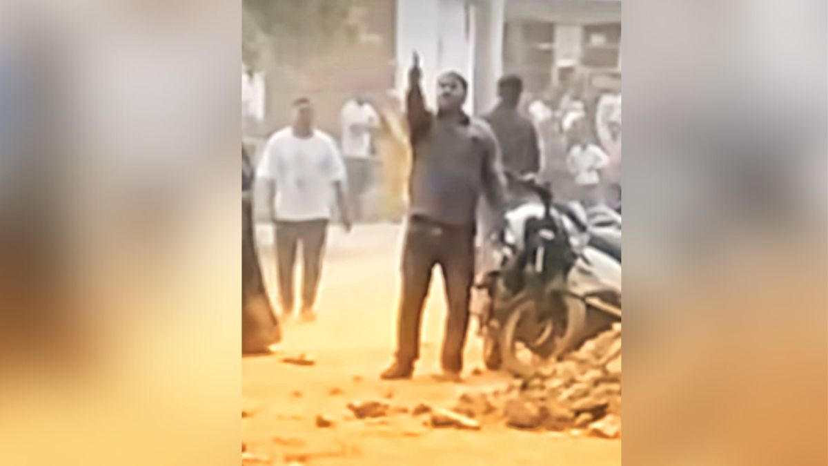 two sides clashed over a plot stone pelting and firing