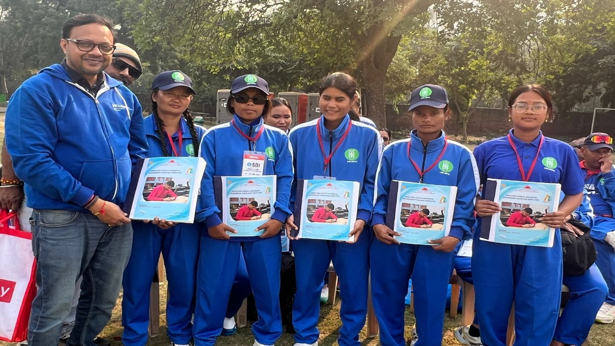 french language for visually impaired students in varanasi