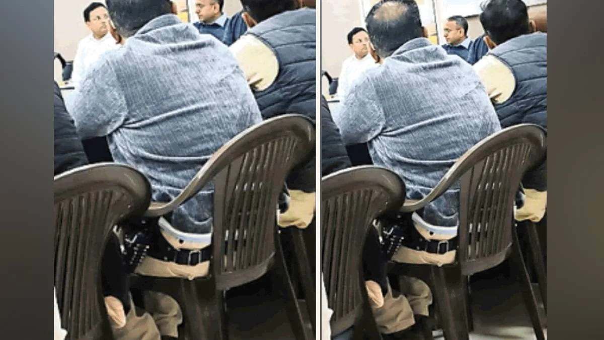 कैथल में बैठक में पिस्तौल ले पहुंचे वाइस चेयरपर्सन प्रतिनिधि, कहा- मुझे याद नहीं रहा