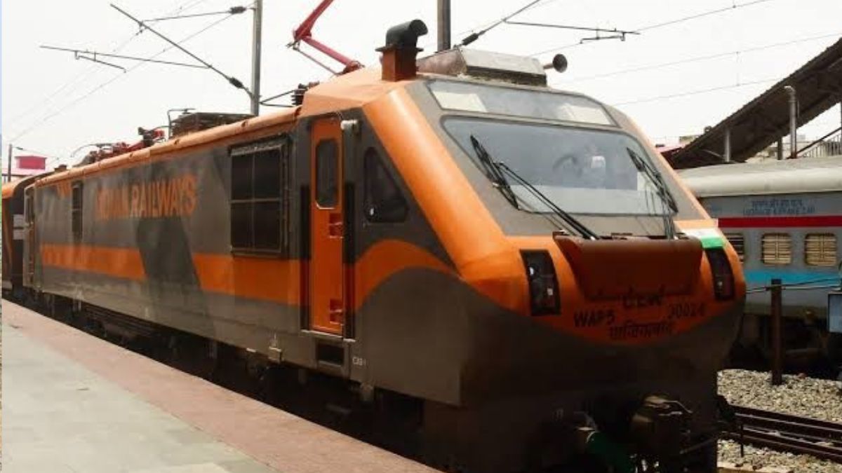 pushpak lucknowchhapra express to operate from gomti nagar from jan 26