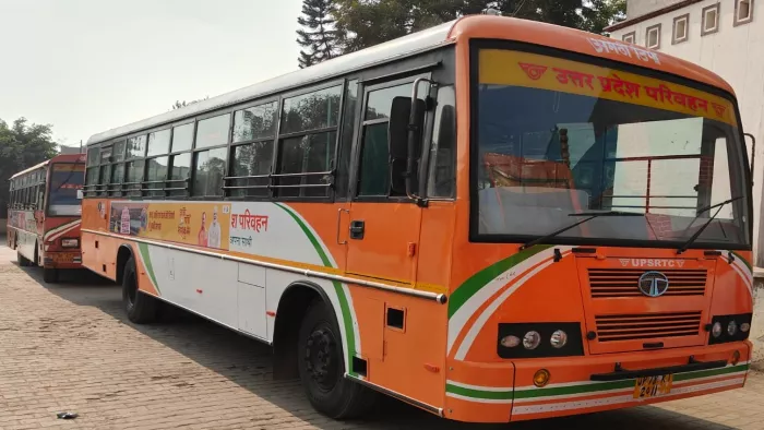 up roadways bus book seats and live tracking via app