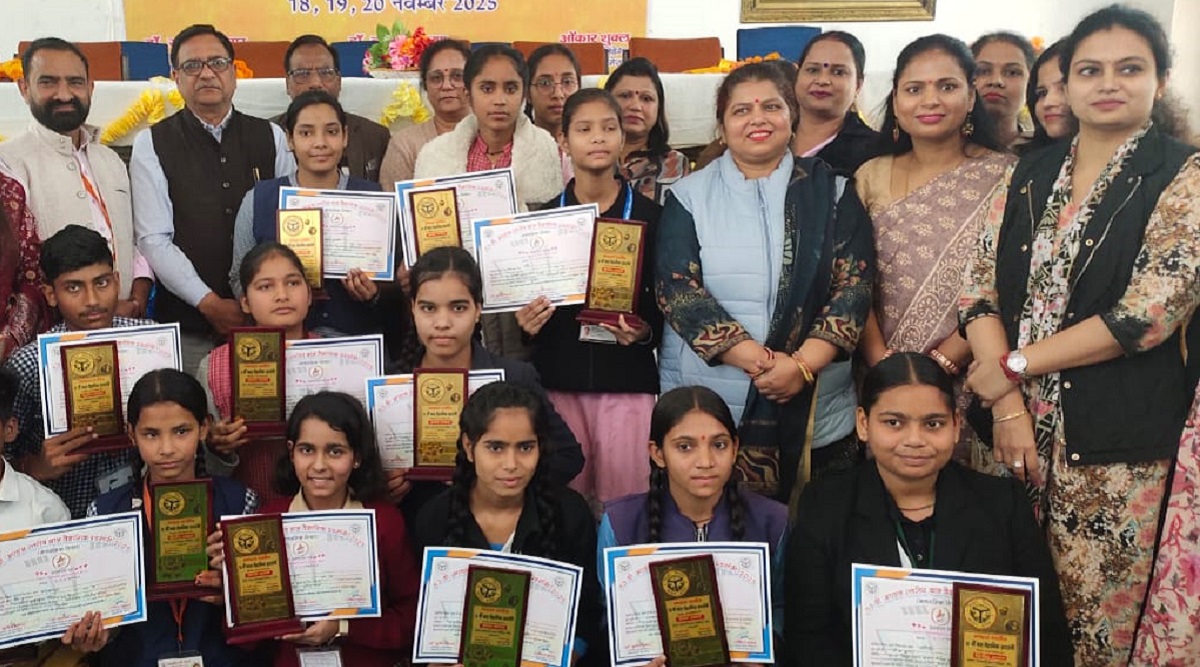 meerut science exhibition 2025 young scientists shine at divisional level