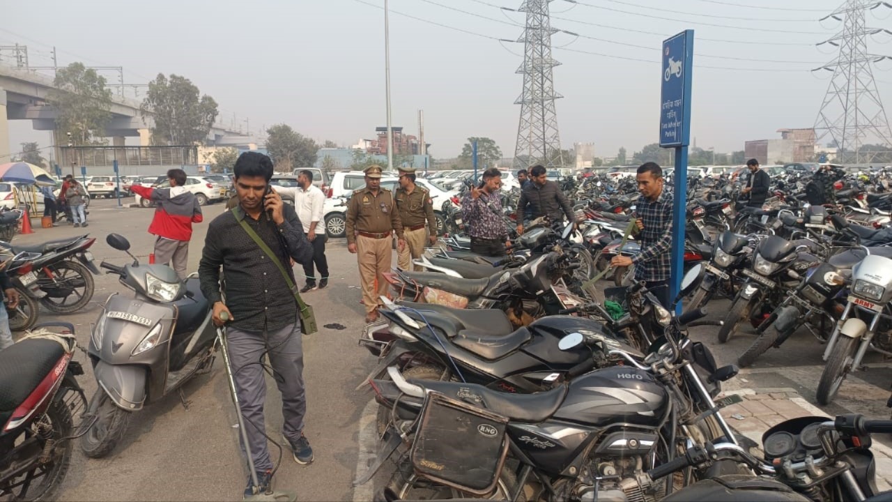 unclaimed bike at meerut south station police investigation underway