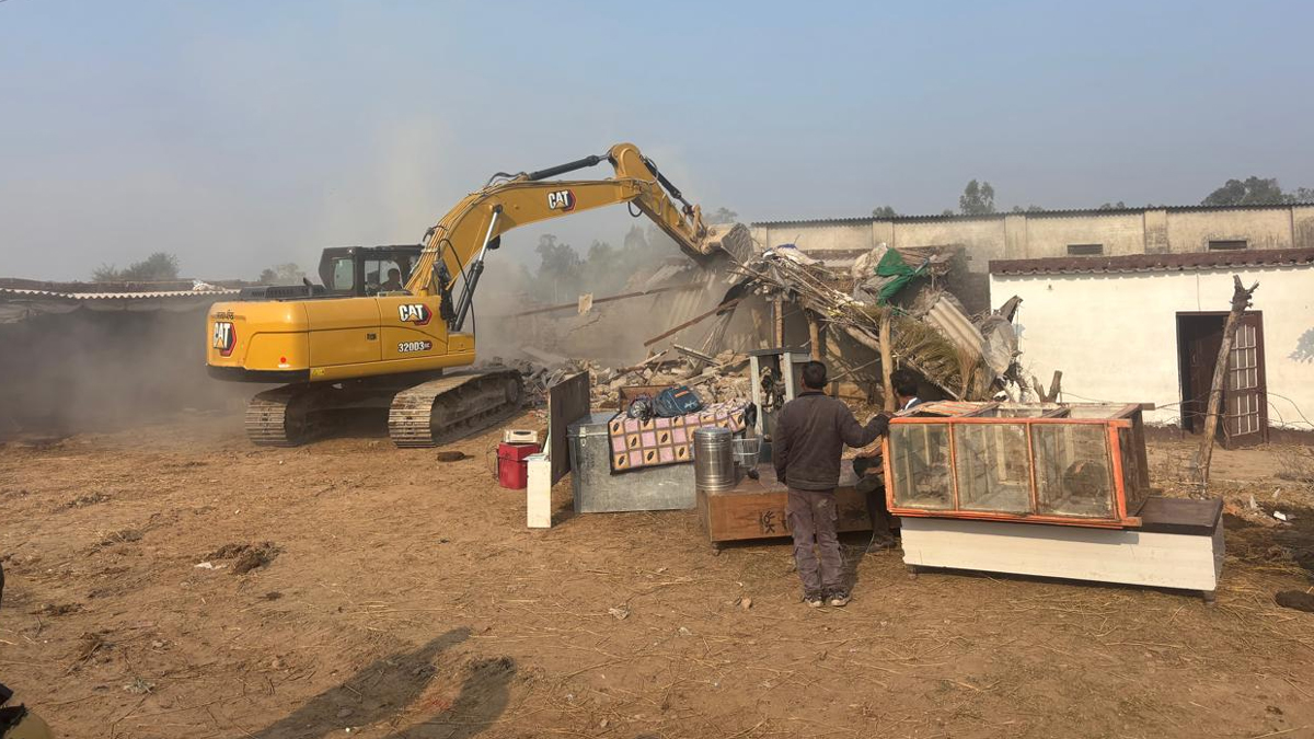 jammu administration recovers 130 kanal land from drug smugglers