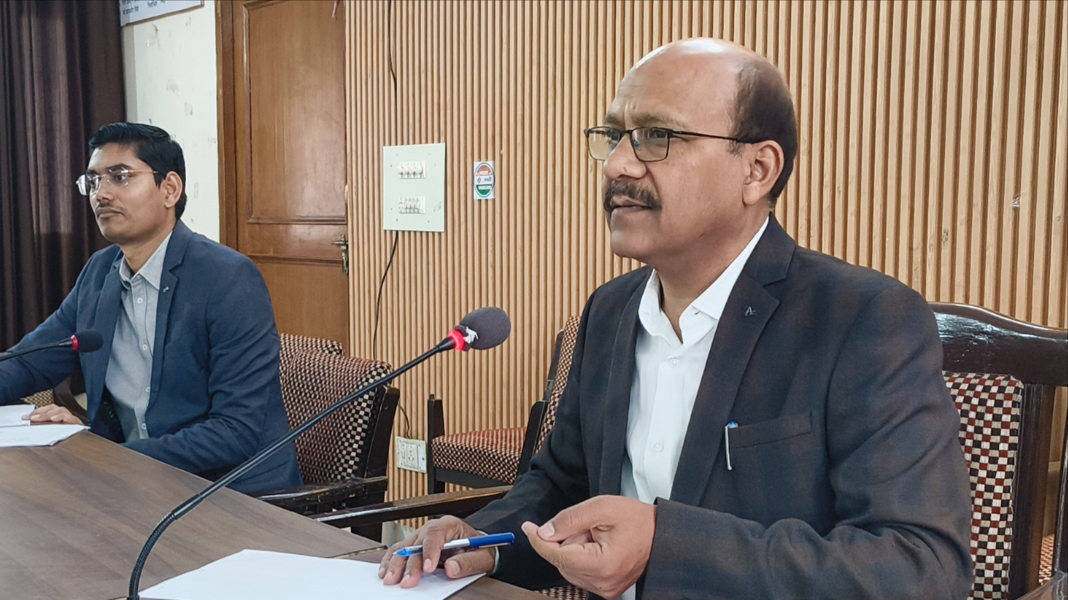 muzaffarnagar voter list revision dm assures doortodoor blo visits