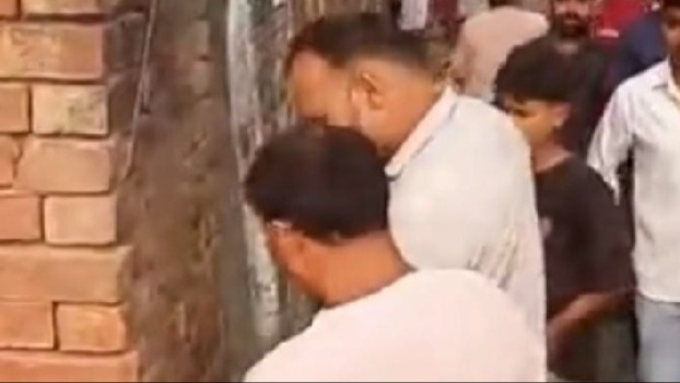 sambhal illegal encroachment on 90 bigha government land 12 houses marked