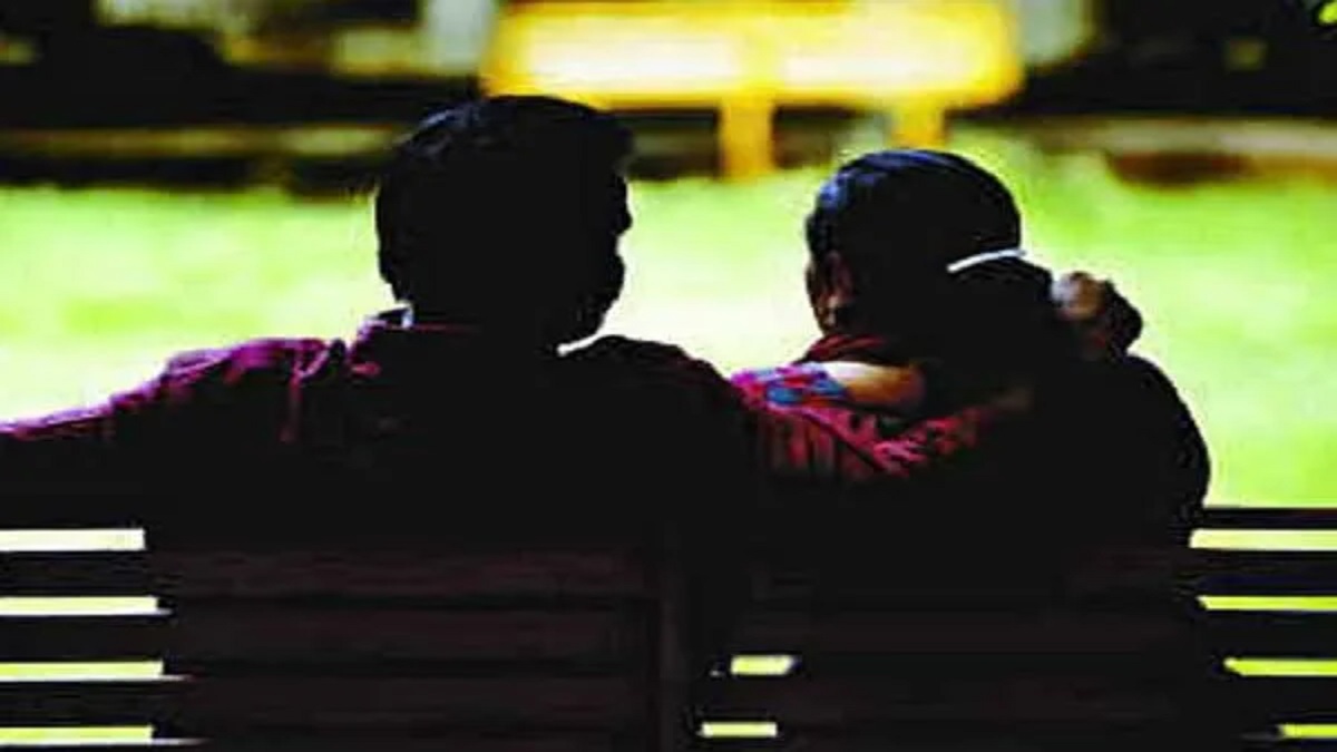 love triangle in giridih married man claims secret temple wedding with divorced woman