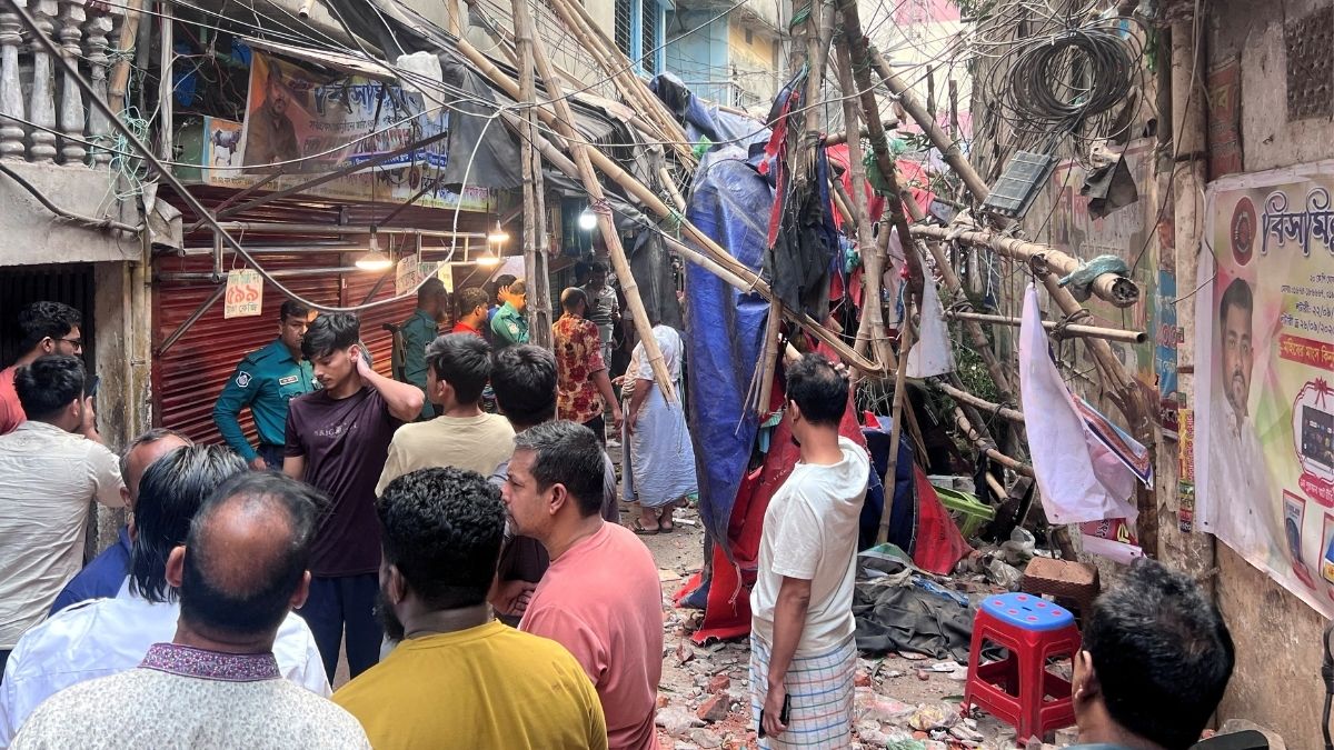 earthquake tremors felt in several districts of bengal including kolkata