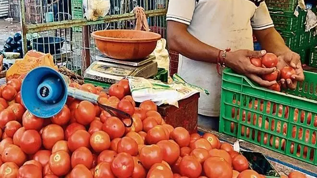 shopian bans loudspeaker use on streets after public complaints