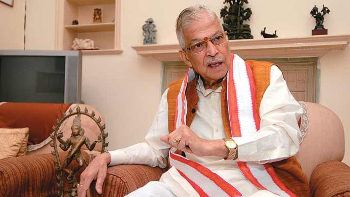 bjp leader murli manohar joshi calls for economic equality advocates for smaller states
