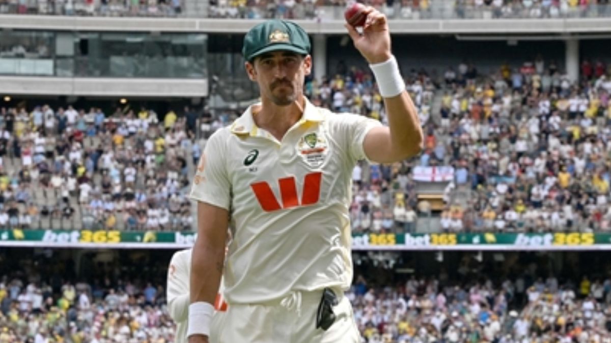 eng vs aus ashes series mitchell starc 7 wicket haul create record
