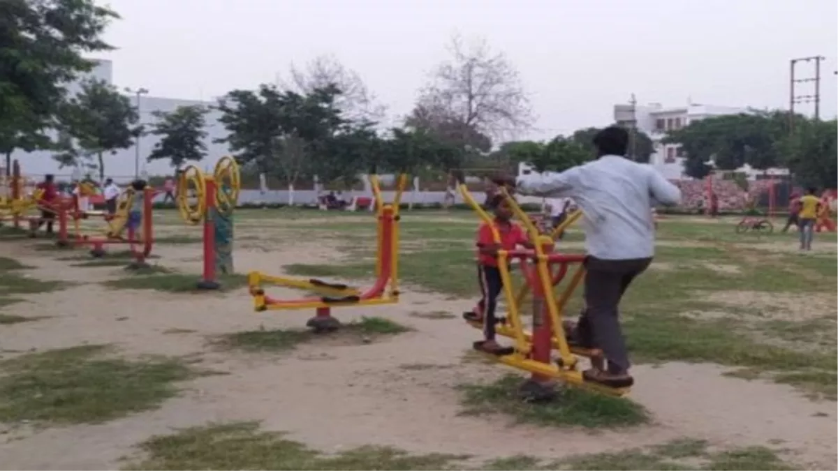 gurugram parks neglected despite 12 crore annual spending