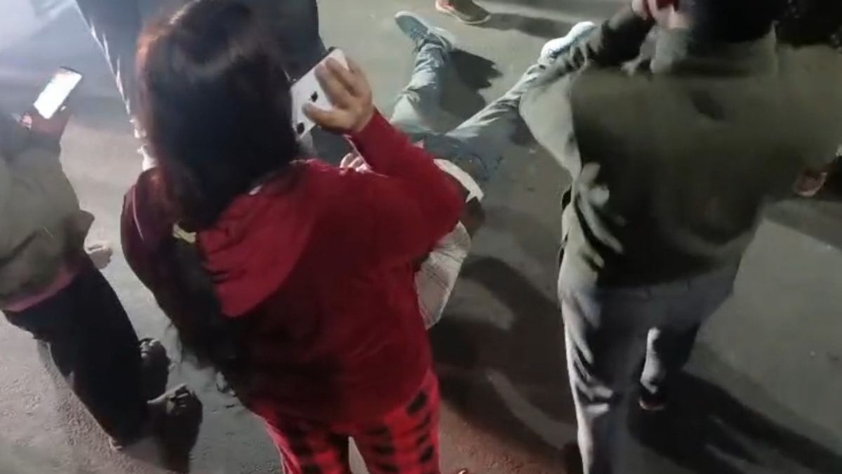 bareillyizatnagargymbrawlshoaibabhaybookedforattempttomurderafterclash