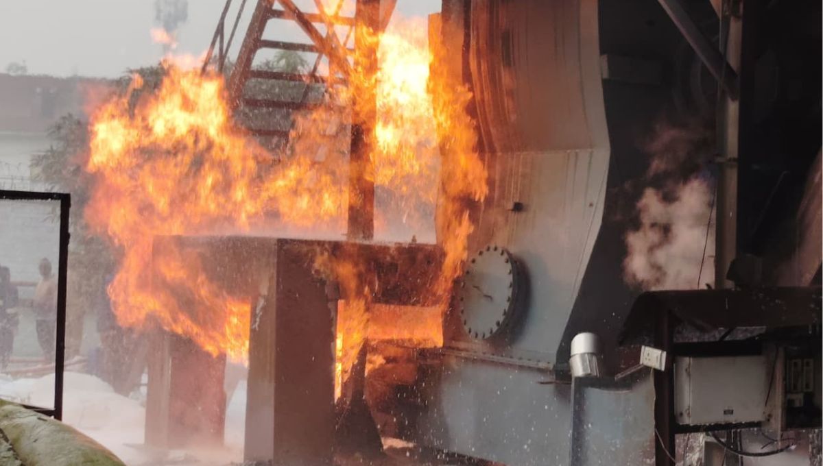 gorakhpur fire major blaze at bran oil factory in gida