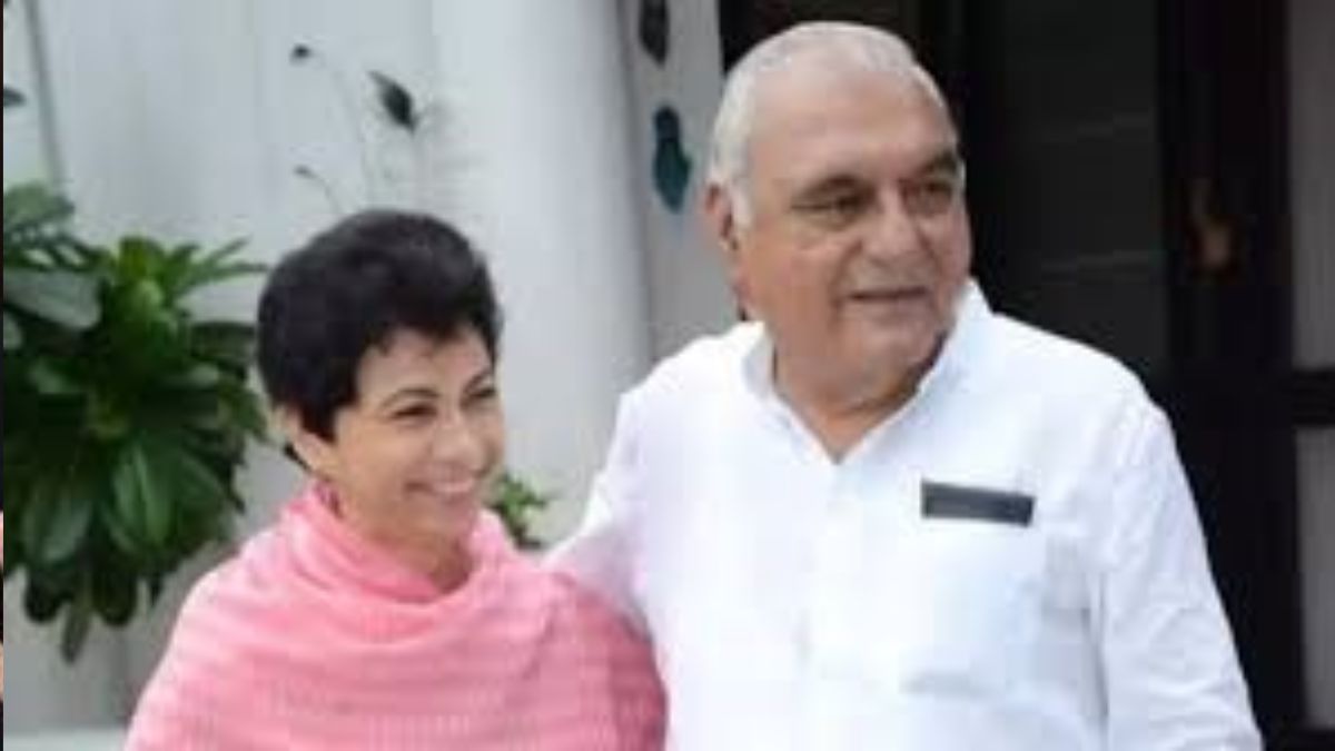 congress which is cornering the bjp over vote theft is in a tussle over photo theft selja is missing from posters and banners while hooda is missing from sirsa