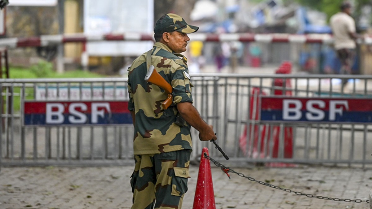 bsf ig conducts aerial inspection to assess situation along indo bangladesh border