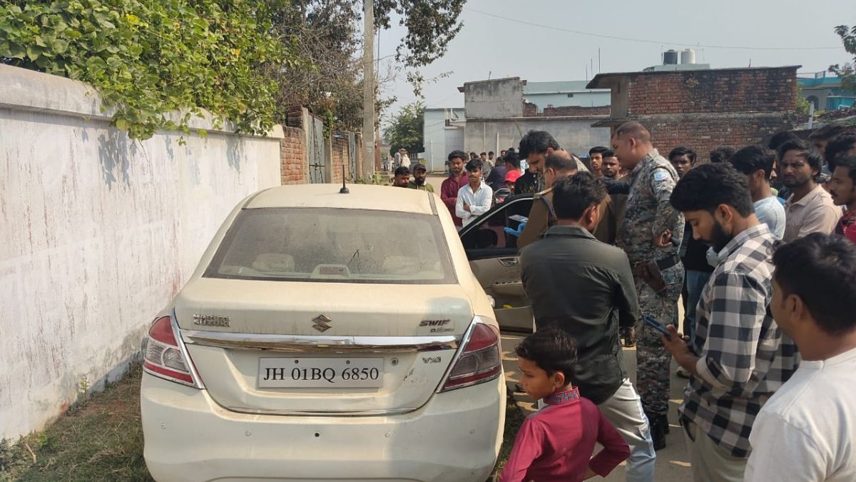 nai body found in safety tank murder mystery in chainpur