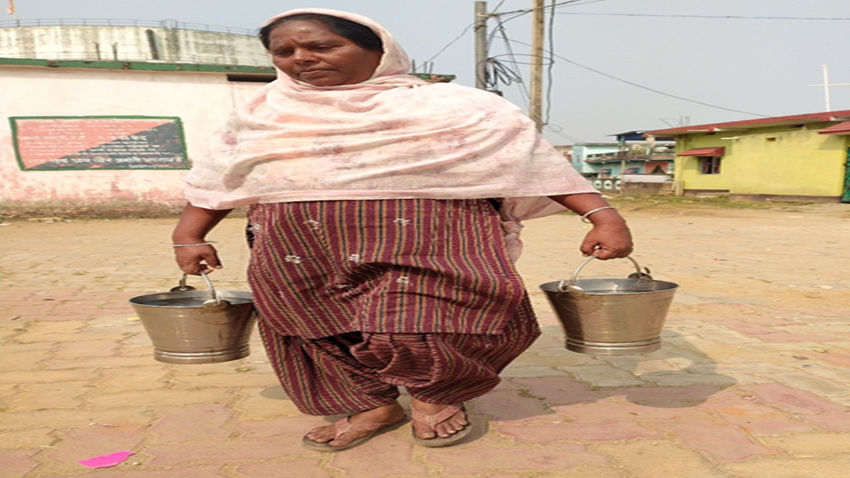 water crisis at chas primary school 10 years without drinking water